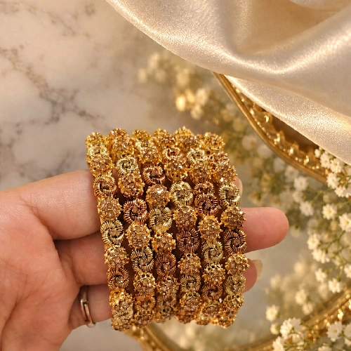 Traditional Heritage Gold-Plated Filigree Spiral Bangle Set